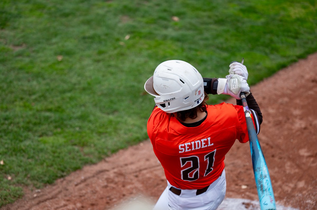 BGSU Athletics (@bgsu_athletics) on Twitter photo Another comeback win for <a href="/BGSU_Baseball/">BGSU Baseball</a> as they complete the extra innings win to sweep Central Michigan!
#AyZiggy Another comeback win for <a href="/BGSU_Baseball/">BGSU Baseball</a> as they complete the extra innings win to sweep Central Michigan!
#AyZiggy