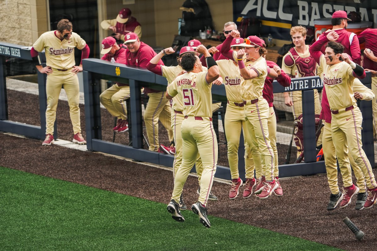 Have a day, James!! 3 hits, 6 RBI and 2 runs scored for James Hankerson Jr., making his 1st career start!

M-4, FSU 15, ND 3