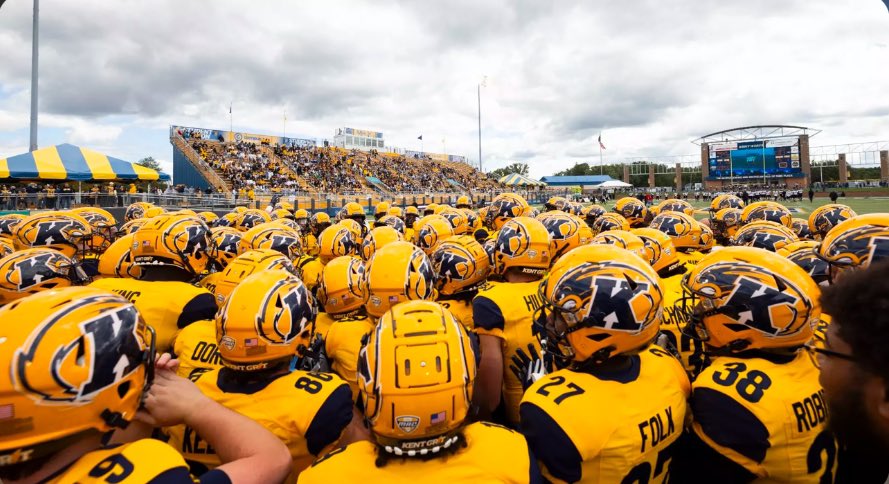 Brandon C Walton (@brandoncwaltom) on Twitter photo Appreciate <a href="/KentStFootball/">Kent State Football</a> for the Junior day/Spring practice invitation in april!
<a href="/BHSREDDEVILFB/">BHS Red Devil Football</a> Appreciate <a href="/KentStFootball/">Kent State Football</a> for the Junior day/Spring practice invitation in april!
<a href="/BHSREDDEVILFB/">BHS Red Devil Football</a>