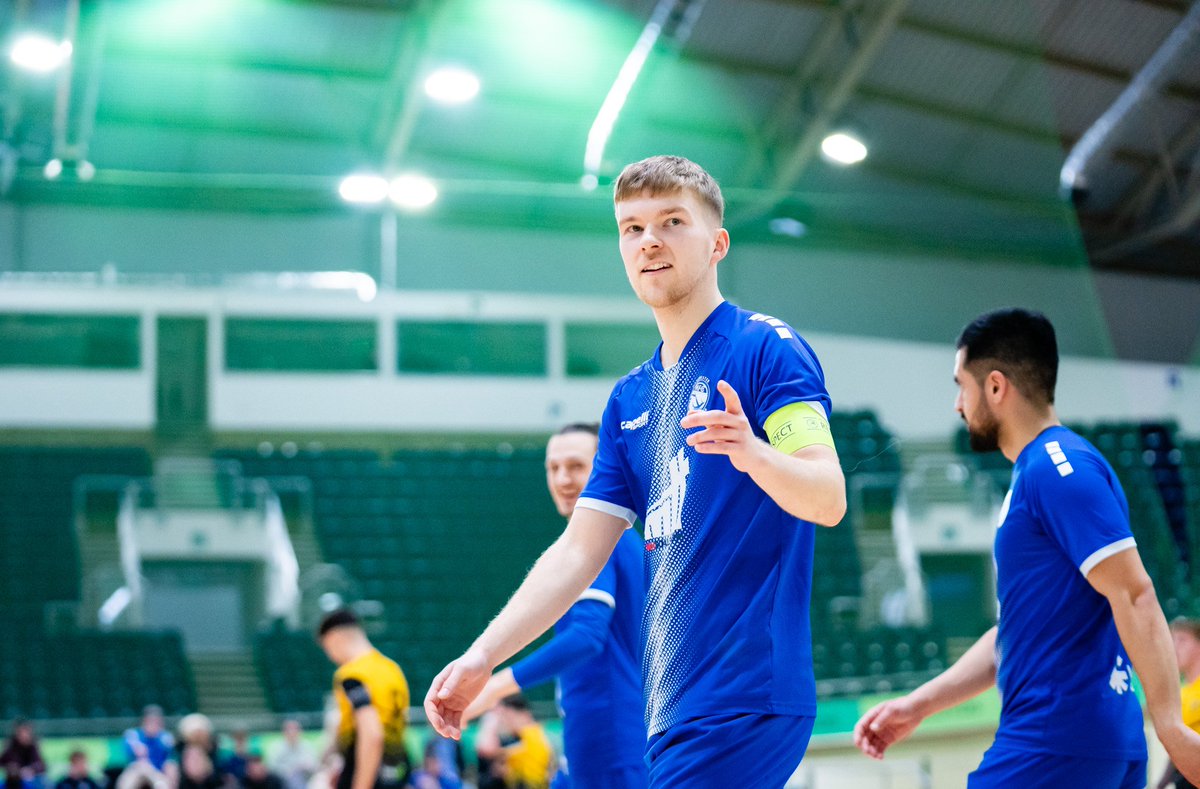 Simon Wright tweet media