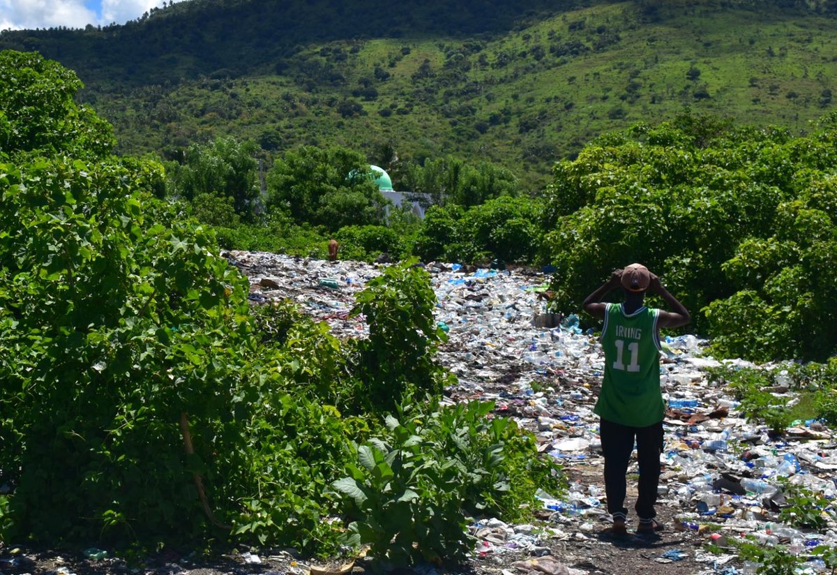 Welcome to beautiful Comoros 🏝️🗑️