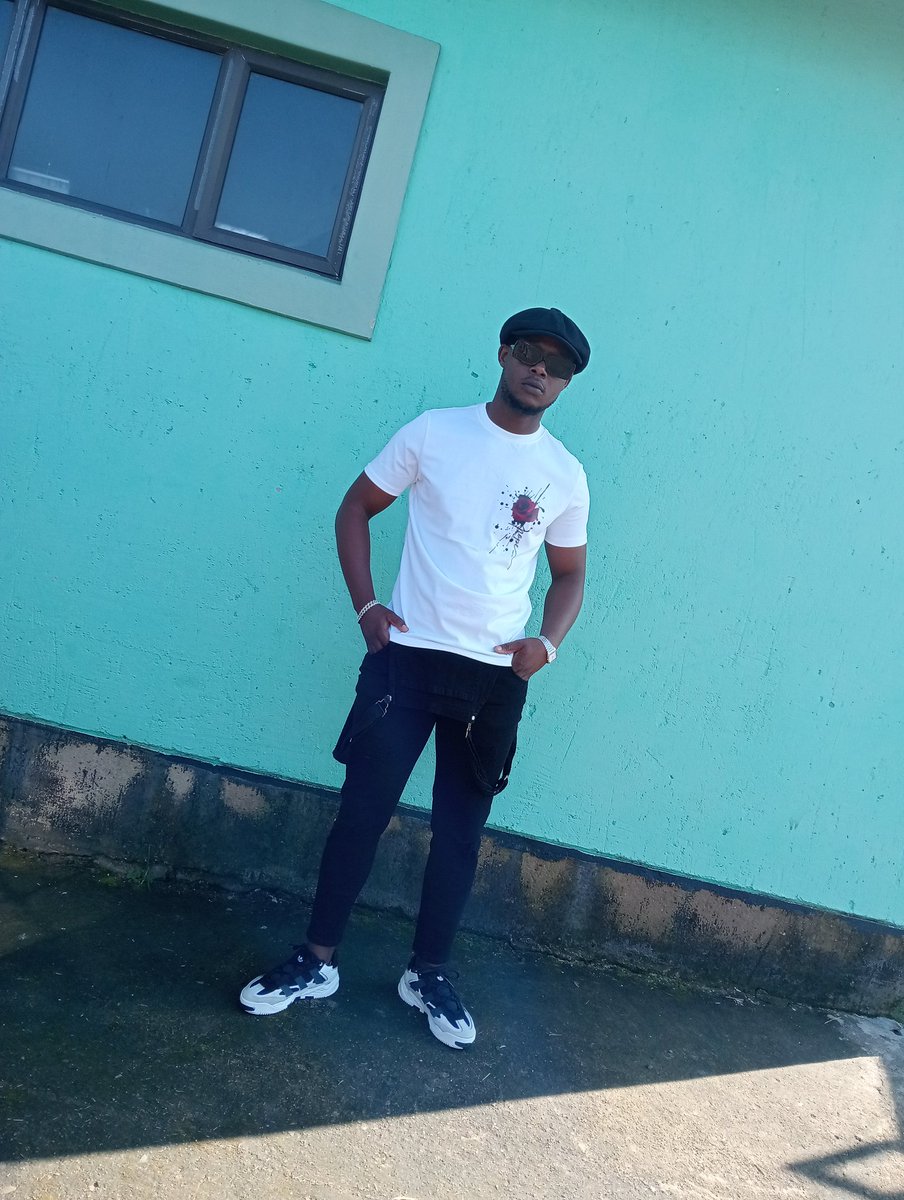 steleka94's tweet photo. #WenaWodumo 
Sunday koss https://t.co/17ooPDLCBM