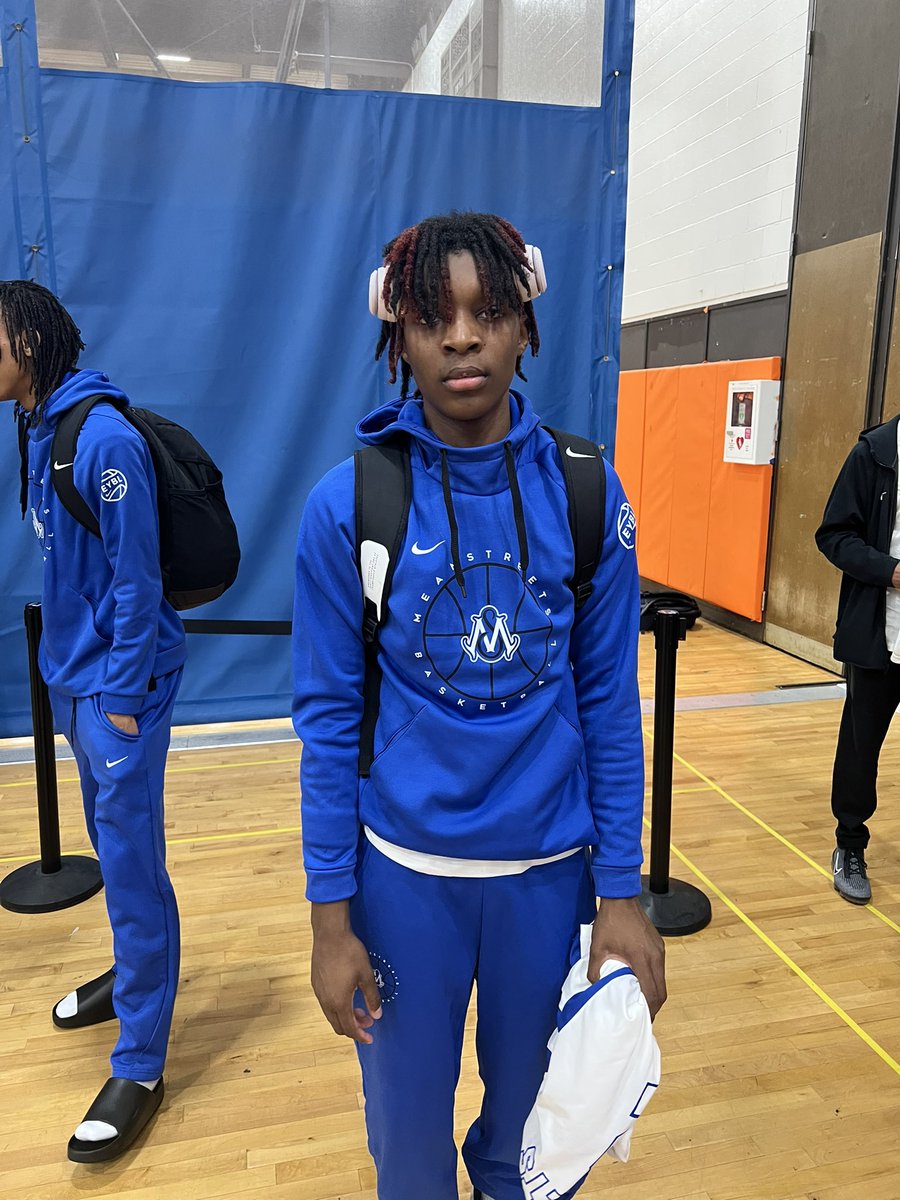 Big Tim (@tdc200) on Twitter photo <a href="/MeanstreetsEYB/">Nike Meanstreets</a> 16U Nike EYBL has an embarrassment of riches at the guard position. Class of 2027 6โ3โ combo guard <a href="/Demarcoking_jr1/">Demarco King</a> comes off the bench to run the team vs <a href="/BreakawayBball/">Breakaway Basketball</a> Adidas 3SSB. Can score, pass, and play defense. <a href="/north_tf/">TFNorthHighSchool</a> product. <a href="/MeanstreetsEYB/">Nike Meanstreets</a> 16U Nike EYBL has an embarrassment of riches at the guard position. Class of 2027 6โ3โ combo guard <a href="/Demarcoking_jr1/">Demarco King</a> comes off the bench to run the team vs <a href="/BreakawayBball/">Breakaway Basketball</a> Adidas 3SSB. Can score, pass, and play defense. <a href="/north_tf/">TFNorthHighSchool</a> product.