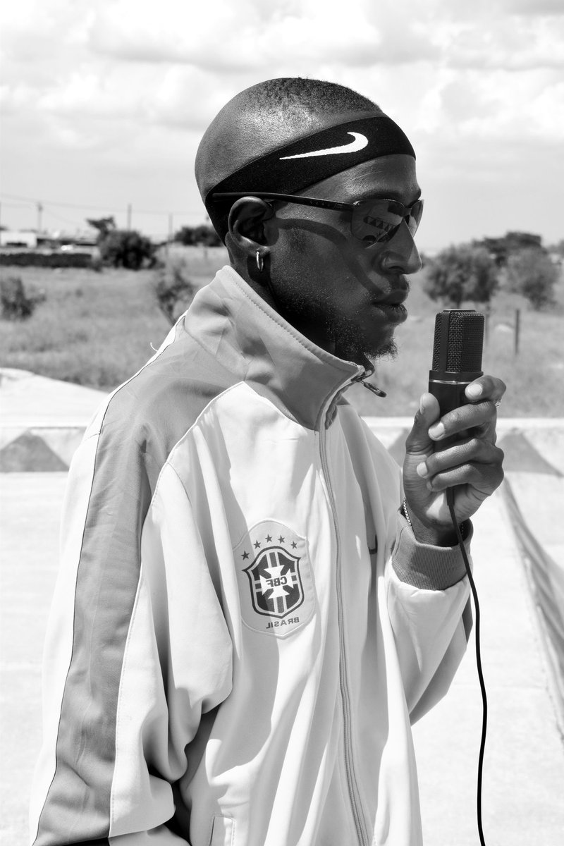 ceelo_g's tweet image. "THE WAIT IS OVER! 'Back $it' visualizer drops at midnight! Don't miss the stunning visuals that bring our music to life! #BackIt #NewVisualizer #Tonight

youtu.be/ockT8LY7ZsI