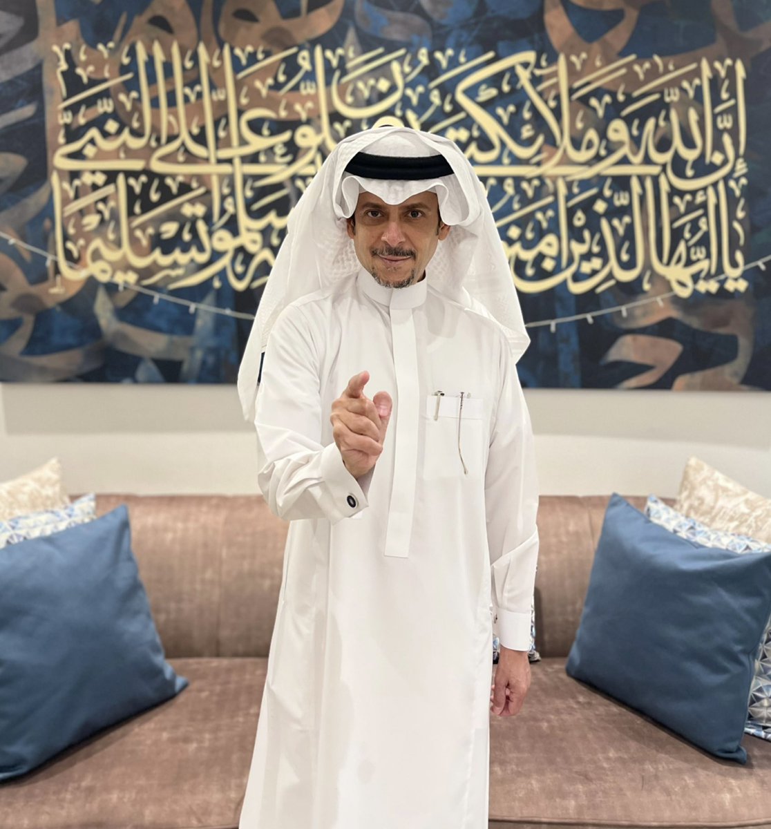 Dr. Abdulrahman Abukhalid ⚖️ LLB (@arak2014) on Twitter photo عيدكم سعيد وكل عام وأنتم واُسركم وجميع من يعز ويغلى عليكم بخير وصحة وسعادة. 
د./ عبدالرحمن بن عبدالله أبوخالد ⚖️ عيدكم سعيد وكل عام وأنتم واُسركم وجميع من يعز ويغلى عليكم بخير وصحة وسعادة. 
د./ عبدالرحمن بن عبدالله أبوخالد ⚖️