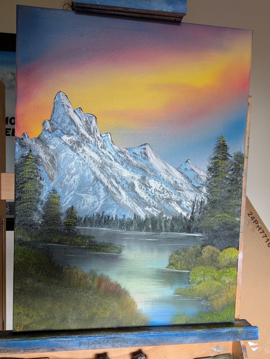 One of the paintings done today, please enjoy my mountains.