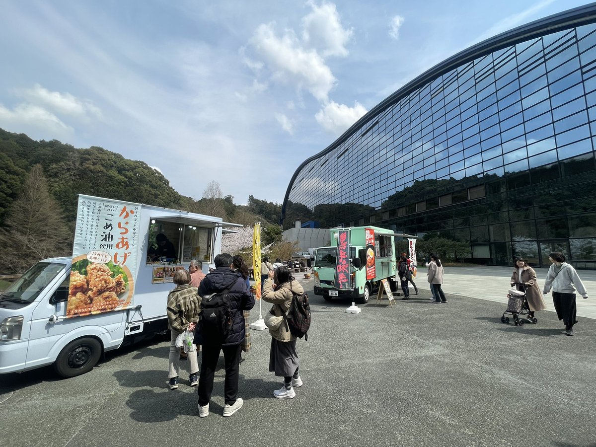 kodaipress's tweet photo. だいたい8時28分（はにわ）をおしらせします。

#はにわで古代フェス

年度末にも関わらずご来場いただいた皆さま！ありがとうございました。遠征組に2日間ガチ組と主催者も驚く熱狂ぶり🔥

#はにわ展 は5/11（日）まで続きます。
まだまだ盛り上げていきますよー！

#はにわ時報 #古墳 https://t.co/9lhQQNHLXo