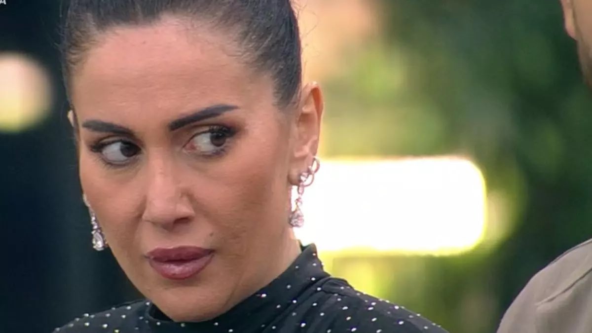 La vittoria a una delle tre invece di uno Sploverato o una Zeudi…

#grandefratello #helevier #tommavi #morline