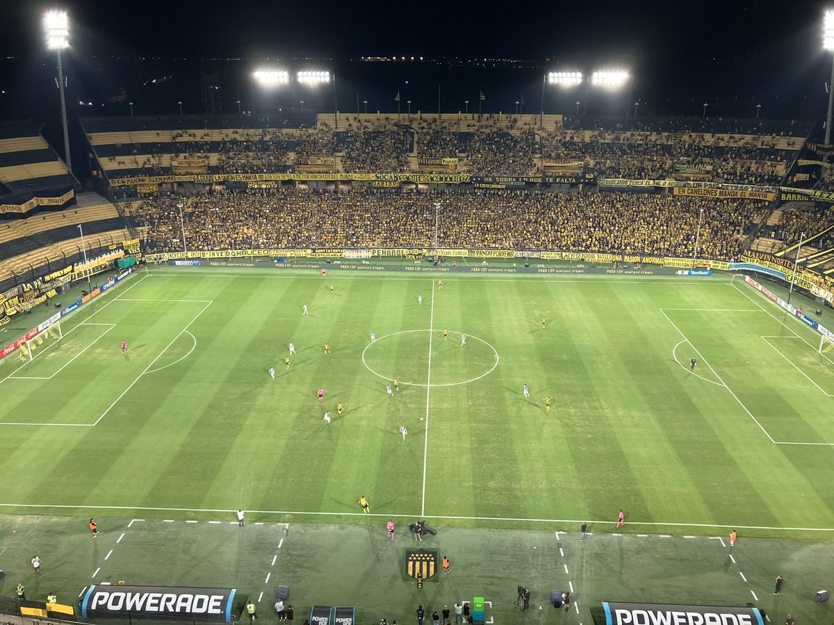 Quedó demostrado que el Bolso va por la camiseta, no por el resultado 🔵⚪🔴