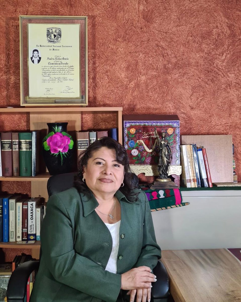 LicBMatias's tweet photo. Hoy 30 de marzo de 2025,  ya puedo decir públicamente, que tengo el gran Honor de ser #Candidata a JUEZ DE DISTRITO EN MATERIA CIVIL en la #CiudadDeMéxico.
Fui  calificada como apta por el #PoderLegislativo y tuve la suerte de resultar  seleccionada en la tómbola. https://t.co/NRjErQBK00
