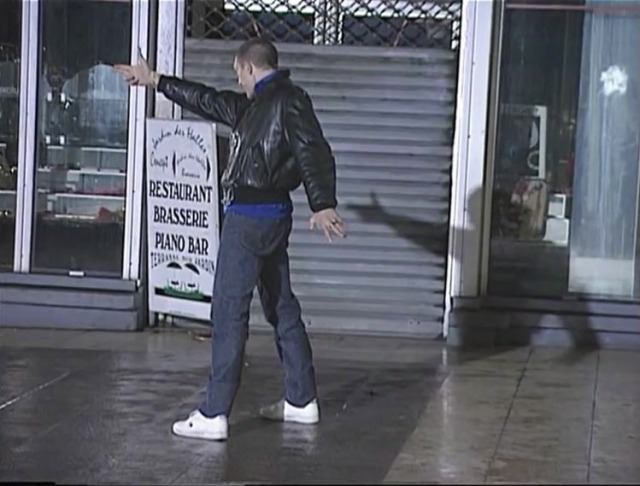 TheCinesthetic's tweet photo. Behind the scenes of La Haine (1995) https://t.co/STXA2ltSP6