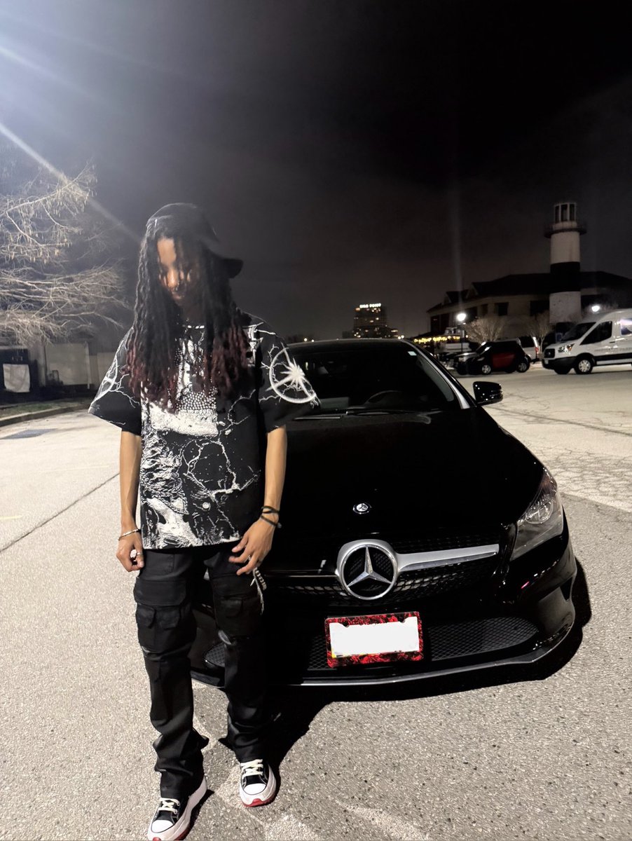 __steppaaaa_'s tweet photo. 🧟‍♂️ https://t.co/h2dhsqAoUN