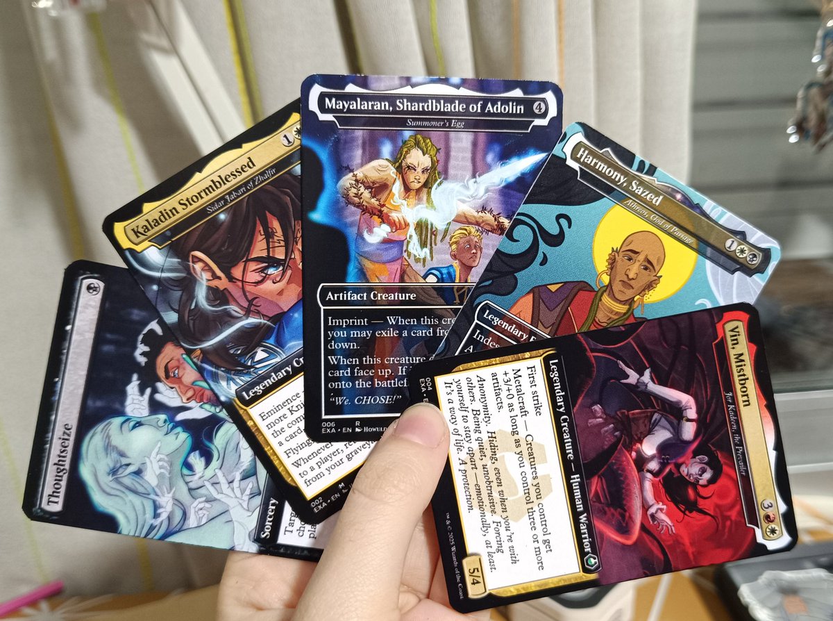 howuld1's tweet photo. Estoy súper cansada del evento pero vengo a deciros que me han quedado Stock de los Poxis de Magic × Cosmere (3€ la unidad 12€ el pack + envío)  y dos tarots (55€+envíos)! Si queréis uno escribidme al MD que estaré haciendo envíos ❤️ https://t.co/F2AilkWgze
