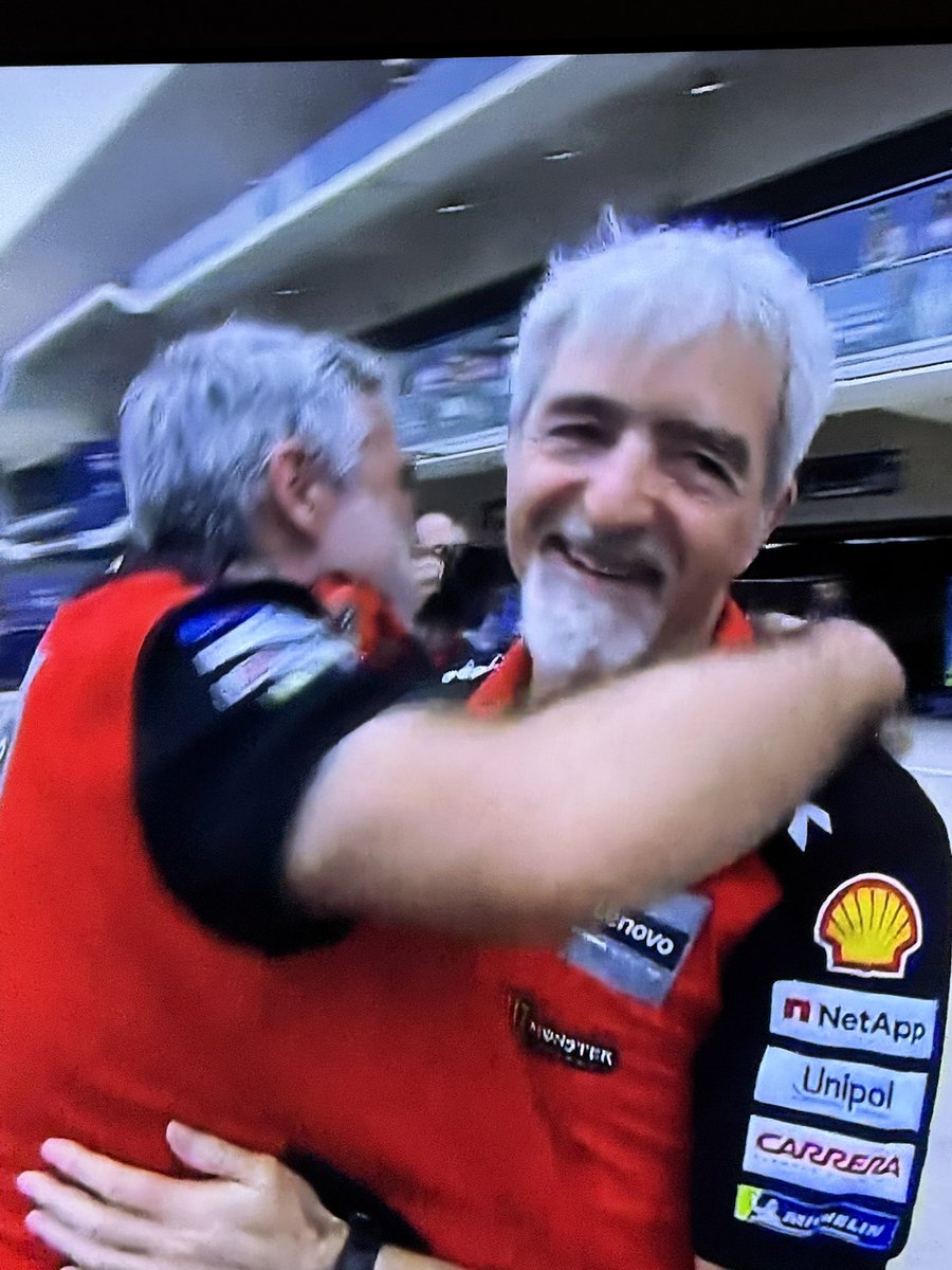 Cara de felicidade do Geppetto ao constatar que o Pinoquio autêntico é mesmo o italiano!!! #motogp #AmericasGP 🤣🤣🤣🤣✊🏼👊🏼✊🏼👊🏼