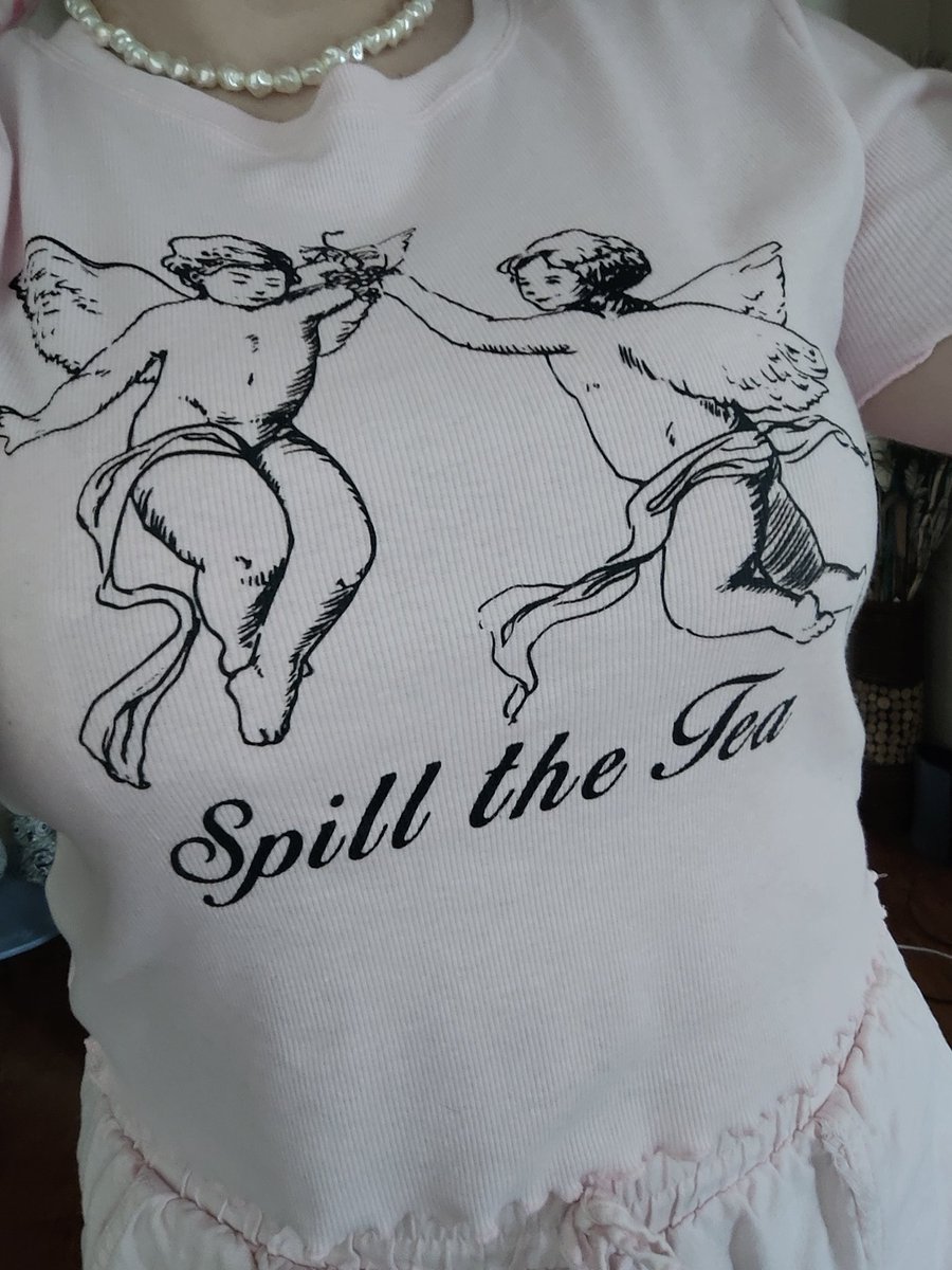 BwaBwaMoonie's tweet image. Cute new top :) #Cherubs #Pink #Newtop #Spillthetea