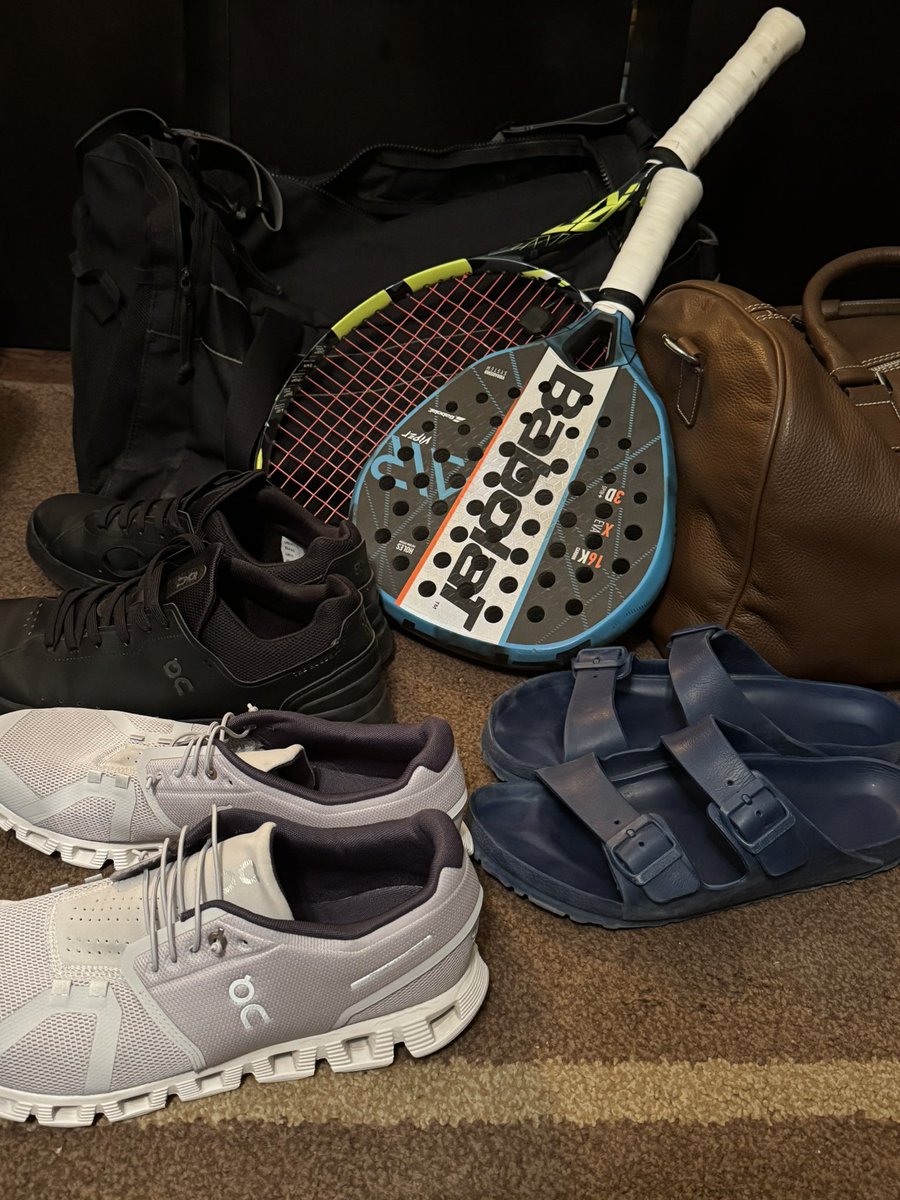 SBoghdady's tweet image. Packing the stuff that matters most! 🎾💥💪🏼
#TeamBabolat #WeaponOfChoice