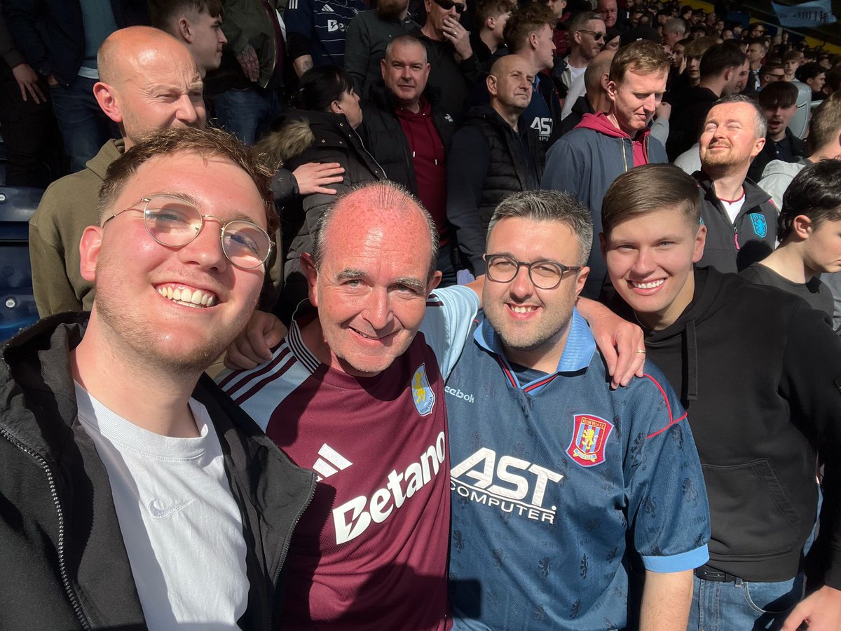 Simon Lines tweet media