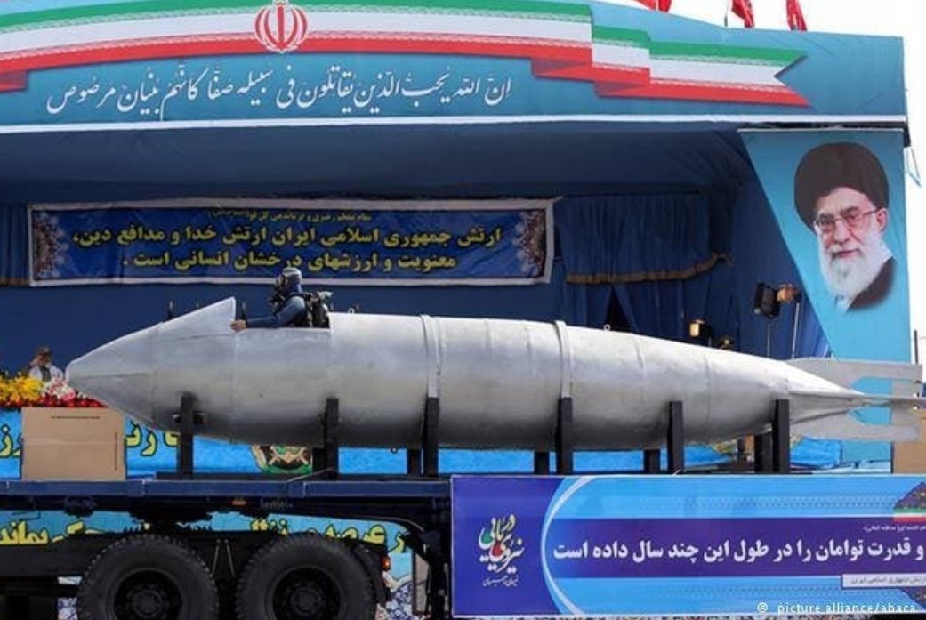 🔻🔺️🔻🔺️🔻
بعد الطائرة كوثر الجيش الإيراني يطلق الغواصة الأحدث "أم علي" ويعلنها ويلكم من غضبنا 🫡👌