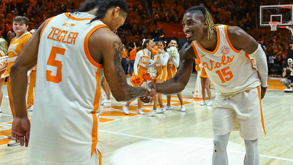 SullenSerf's tweet photo. Not the way we wanted things to end, but Thank You for everything.

VFL’s that gave their all🍊 https://t.co/dUT6Tisk6w