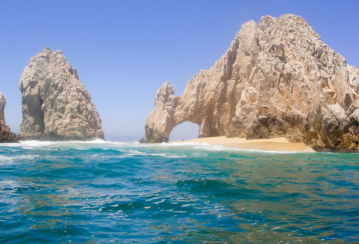 Plain Jane❤️🇺🇸 (@janenixonjrn) on Twitter photo <a href="/AMAZlNGNATURE/">Nature is Amazing ☘️</a> His name is Paco Jimenez Franco, a seasoned boat captain in Ojo de Liebre Lagoon, a UNESCO World Heritage site on Mexico’s Baja Peninsula. For over 20 years, he’s navigated these shallow waters, guiding tourists to witness gray whales during their calving season, December to <a href="/AMAZlNGNATURE/">Nature is Amazing ☘️</a> His name is Paco Jimenez Franco, a seasoned boat captain in Ojo de Liebre Lagoon, a UNESCO World Heritage site on Mexico’s Baja Peninsula. For over 20 years, he’s navigated these shallow waters, guiding tourists to witness gray whales during their calving season, December to
