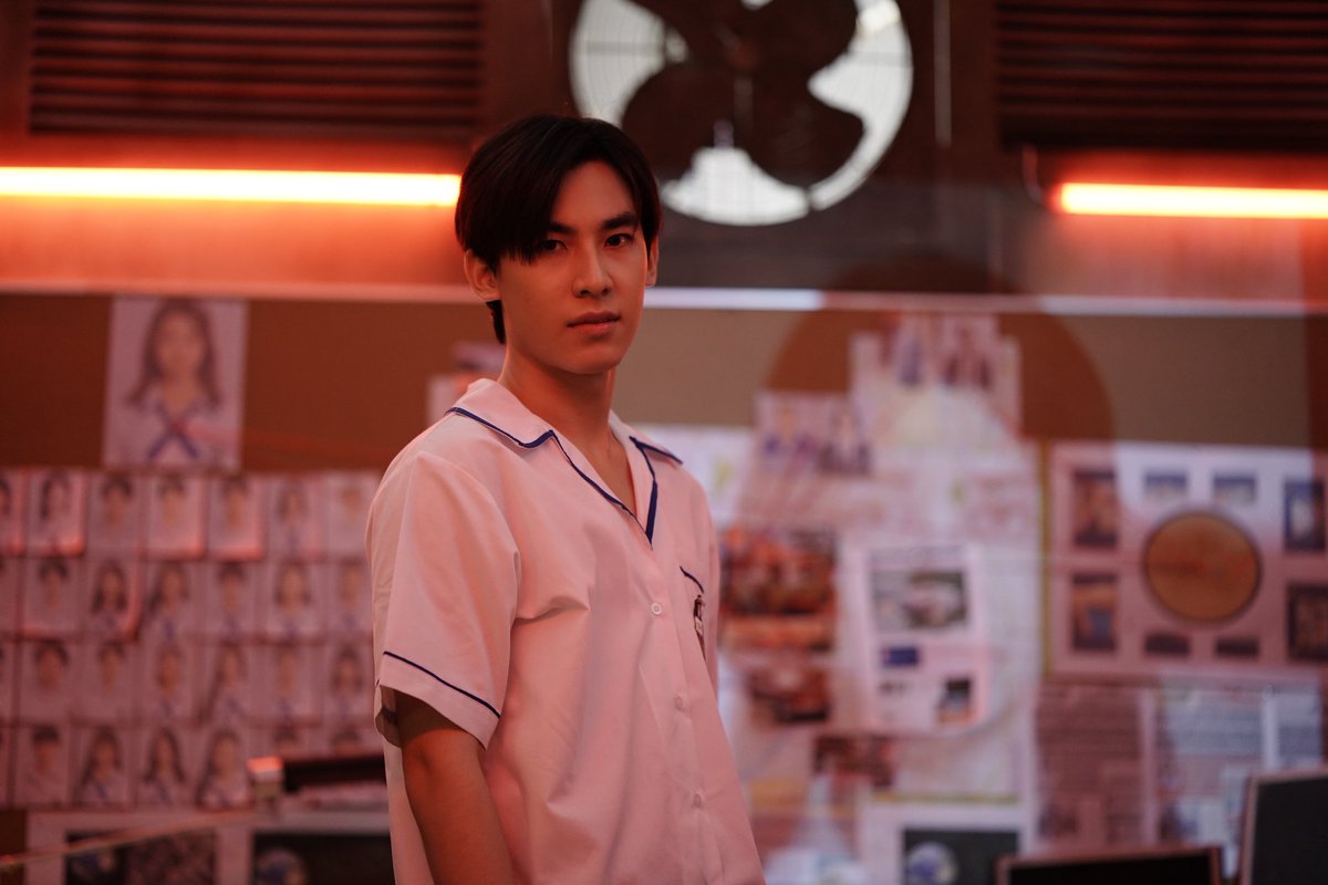 yangpetchtechin's tweet photo. ฝาก "บีม" ด้วยค้าบ ใครดูแล้วเป็นไงมาเล่าหน่อยหรือไปพูดคุยใน Live TikTok หยางเพื่อนบ้านที่แสนดี ได้ เพราะผมเล่นทวิตไม่ค่อยเป็น 😂 #Homeroom29ตัวประกัน #YANGpetchtechin https://t.co/dOY7neXQDK