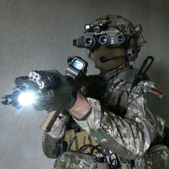 Remnantize's tweet photo. Kommando Spezialkräfte https://t.co/4z7xRJ3JVr