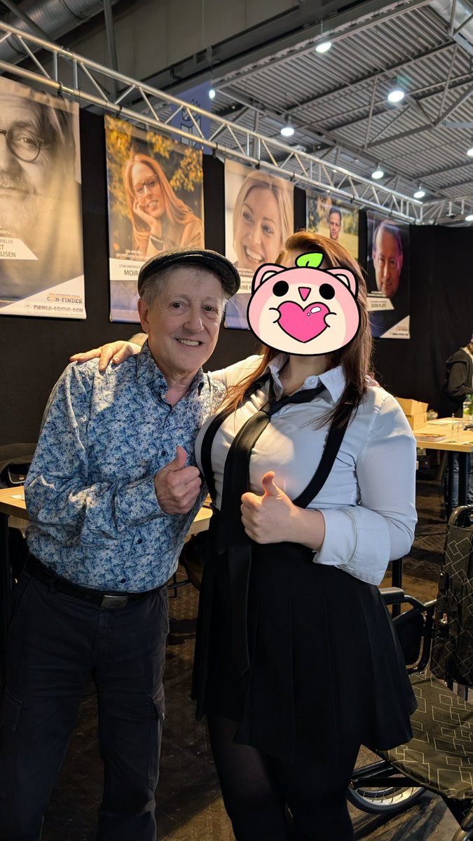 Es war ein Highlight und eine Ehre die deutschen Synchronsprecher der bekanntesten Serien kennenzulernen.
Santiago Ziesmer und Sven Plate sind sehr sympathische Menschen und ich habe vielleicht geweint 🥹