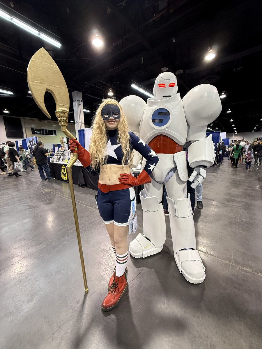 ParksAndCons's tweet image. Incredible #Cosplay duo #StarGirl #WonderCon