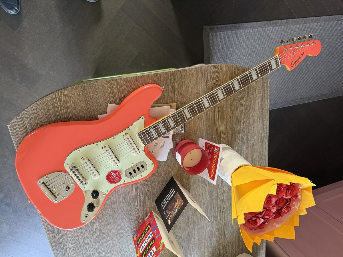 Aziz Ibrahim (@azizibrahim56) on Twitter photo #LordOfTheStrings This was in the box from <a href="/guitarguitaruk/">guitarguitar</a>
Squier Classic Vibe Bass VI #squier #squierclassicvibe #bassvi
colour in tahaitan coral.
Next gig Fri 4th April at <a href="/A_R_C_liverpool/">A.R.C @ Camp&Furnace Liverpool</a> :
Tickets: skiddle.com/whats-on/Liver⦠#LordOfTheStrings This was in the box from <a href="/guitarguitaruk/">guitarguitar</a>
Squier Classic Vibe Bass VI #squier #squierclassicvibe #bassvi
colour in tahaitan coral.
Next gig Fri 4th April at <a href="/A_R_C_liverpool/">A.R.C @ Camp&Furnace Liverpool</a> :
Tickets: skiddle.com/whats-on/Liverā¦