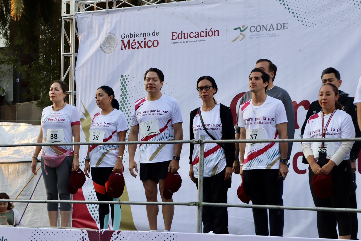 Hoy miles de jóvenes, familias, amigas y amigos participamos con mucho entusiasmo en todo el país en la #CarreraporlaPaz y Contra las Adicciones

El deporte nos une para transformar vidas y fortalecer la vida comunitaria

Juntos construimos un futuro más saludable, seguro y feliz