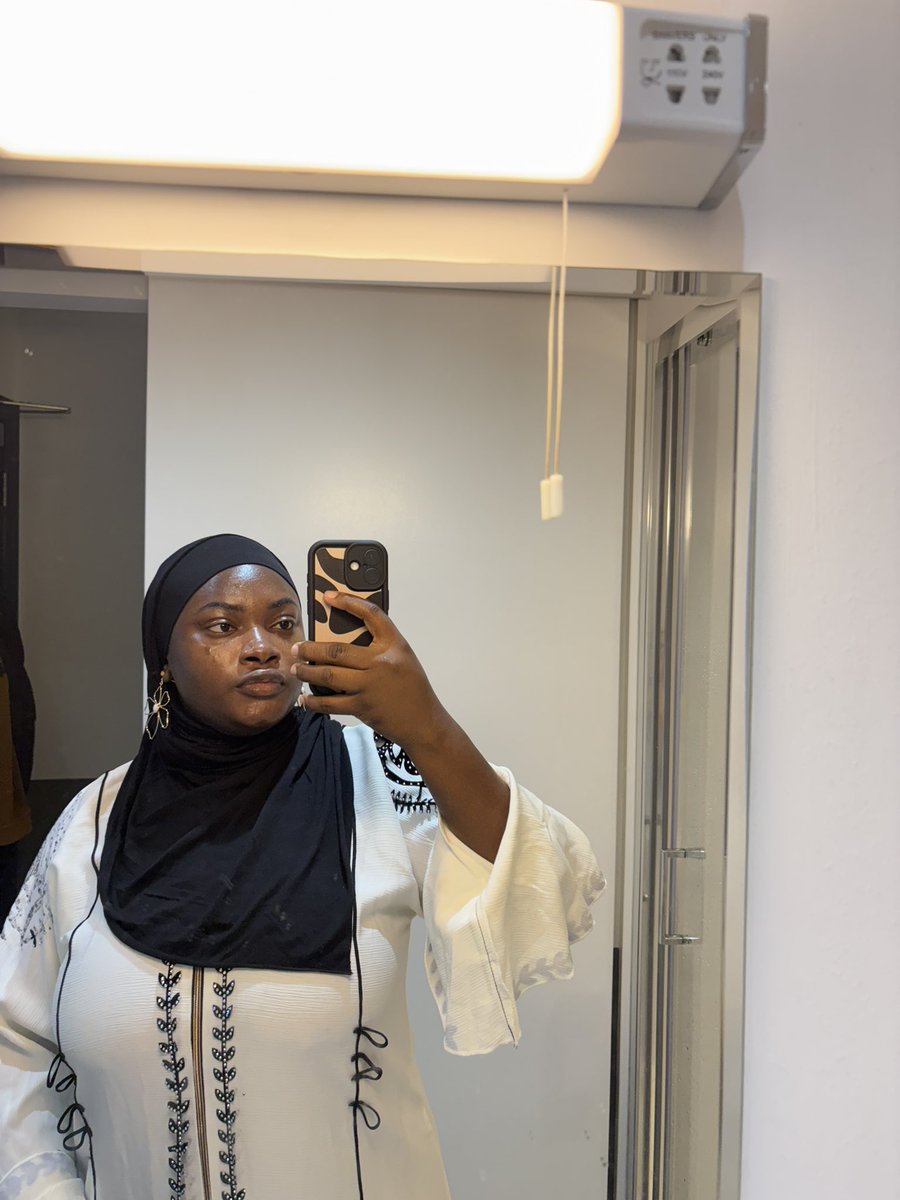 Meeyah_16's tweet photo. Eid Mubarak ✨❤️❤️ https://t.co/rnEH8lSFBn