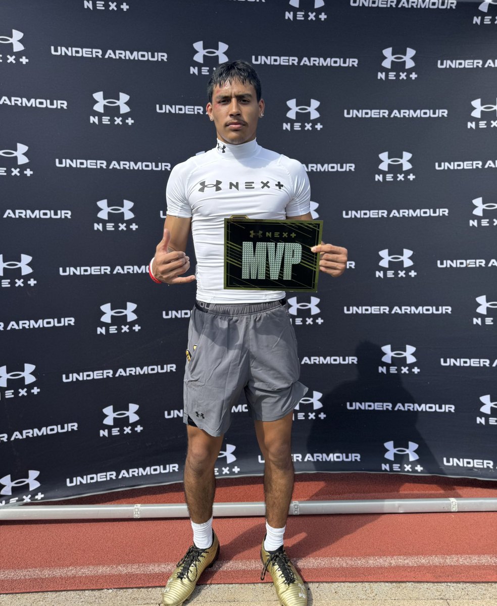 Kena Rego 3⭐️ WR (@_kenarego_) on Twitter photo Blessed to have won MVP for the Under Armour Next Camp Series in Nashville, Tennessee. All Glory to God!! <a href="/DemetricDWarren/">Demetric D. Warren</a> <a href="/CraigHaubert/">Craig Haubert</a> <a href="/TheUCReport/">Billy Tucker</a> <a href="/TomLuginbill/">Tom Luginbill 🇺🇸 🏈</a> #UANext <a href="/raisingchamps_/">Raising Champions</a> <a href="/DUiagalelei/">Big Dave Uiagalelei</a> <a href="/TheLab_USA/">Athlete’s Inc+</a> <a href="/DonnieLeeJr85/">Donnie Lee Jr</a> <a href="/Ahmad_Edwards9/">Ahmad Edwards</a> <a href="/willbradleysp/">Will Bradley Sports Performance</a> <a href="/HallTechSports1/">Hall-Tech Sports</a> Blessed to have won MVP for the Under Armour Next Camp Series in Nashville, Tennessee. All Glory to God!! <a href="/DemetricDWarren/">Demetric D. Warren</a> <a href="/CraigHaubert/">Craig Haubert</a> <a href="/TheUCReport/">Billy Tucker</a> <a href="/TomLuginbill/">Tom Luginbill 🇺🇸 🏈</a> #UANext <a href="/raisingchamps_/">Raising Champions</a> <a href="/DUiagalelei/">Big Dave Uiagalelei</a> <a href="/TheLab_USA/">Athlete’s Inc+</a> <a href="/DonnieLeeJr85/">Donnie Lee Jr</a> <a href="/Ahmad_Edwards9/">Ahmad Edwards</a> <a href="/willbradleysp/">Will Bradley Sports Performance</a> <a href="/HallTechSports1/">Hall-Tech Sports</a>