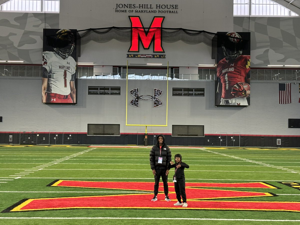 isaiahhall1_'s tweet image. Had a great time at the crib 🏠 @TerpsFootball yesterday…very fast paced, competitive and intense practice, conversations and interactions were genuine…thank you for your amazing hospitality and making me feel welcome @Aazaar23 @CoachLocks @CoachAPowell @Coach_Merci …looking…