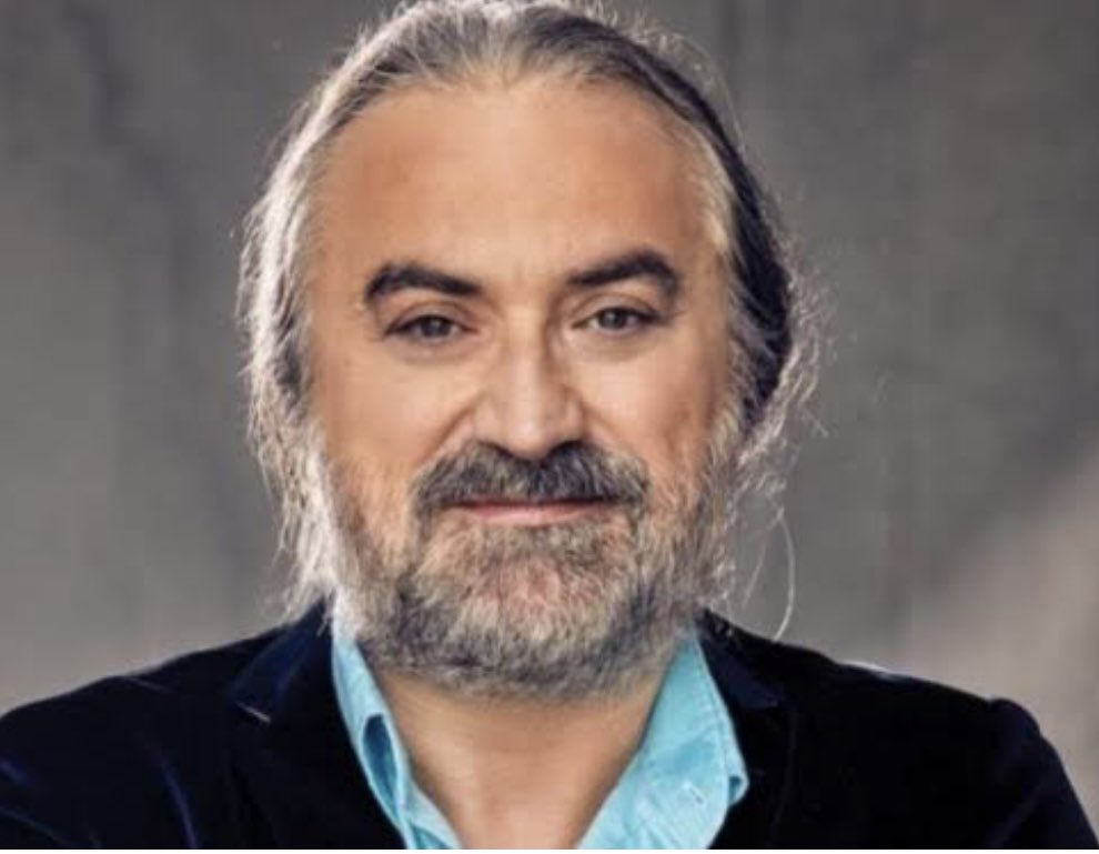 DarcanNecibe's tweet image. Sen,I
Bilmez misin ?
#devrimciler 
#korkmaz

Şahane adam 🙏🏻
#Nurol 
#volkankonak