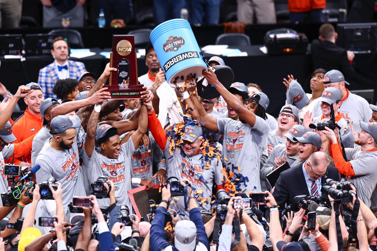 FatherBruce's tweet image. Bruce Pearl has now won 7 Championships in his 11 years at Auburn!
- 2018 SEC Champions
- 2019 SECT Champions
- 2019 Midwest Regional Champions
- 2022 SEC Champions
- 2024 SECT Champions
- 2025 SEC Champions
- 2025 South Regional Champions
#WarEagle 🐅🦅