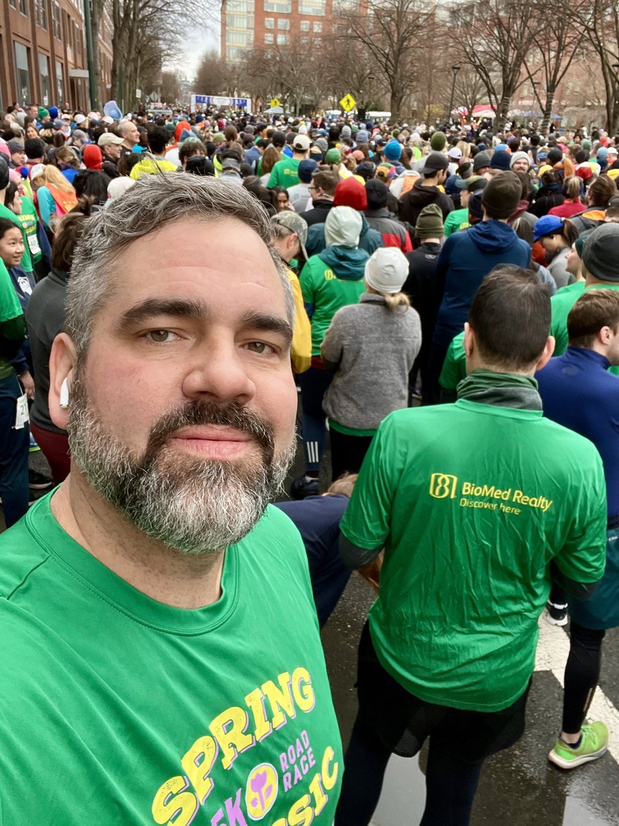 MikeConnollyMA's tweet photo. Feeling amazing after running the #SpringClassic5K in 32 minutes and change. I improved by about 3 and half minutes on my Winter 5K time. Thank you @CambClassic5Ks for this incredible event which also gives me a chance to run through the legislative district I represent!🏃🏻‍♂️🏅💫😁 https://t.co/OaGbP0eqkP