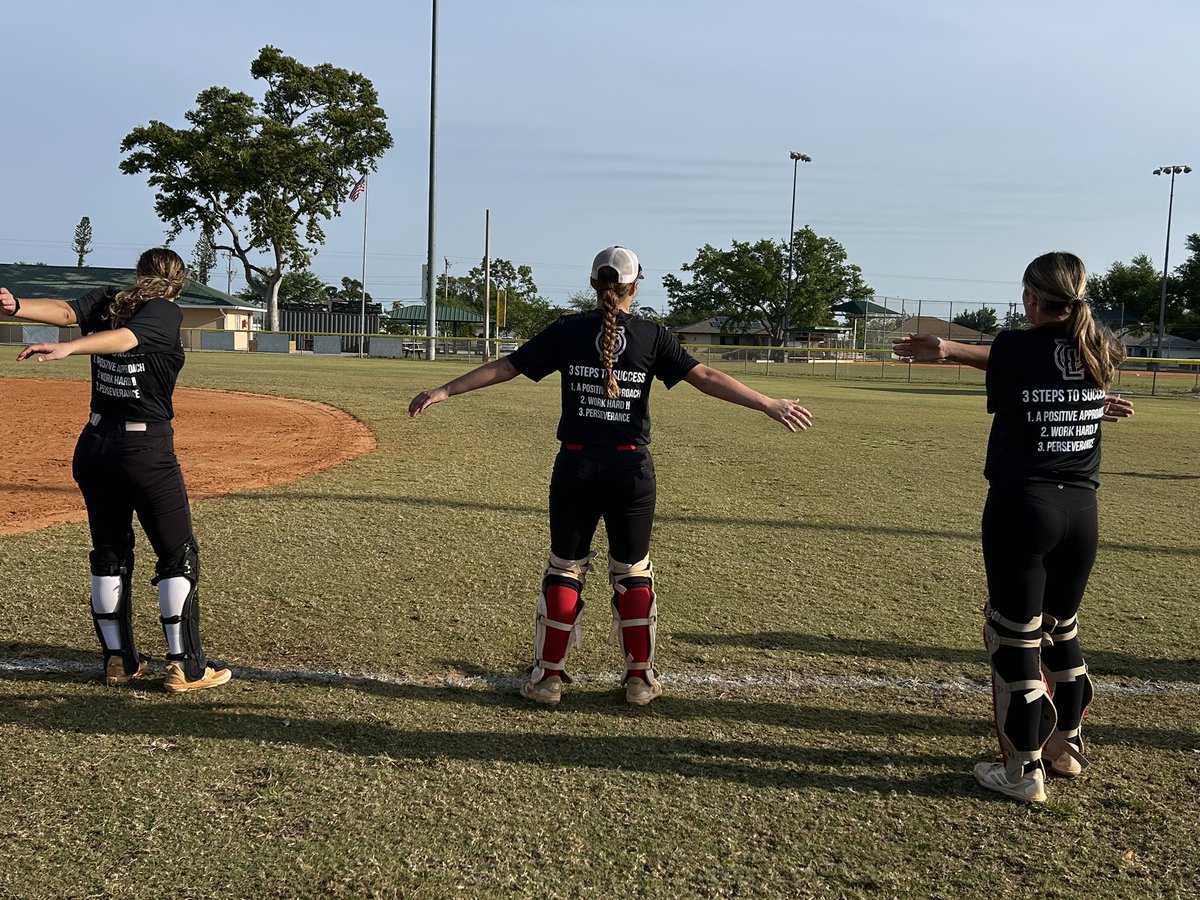 Trenedy Eggleston (@teggleston64) on Twitter photo Thank you coach Jason for giving me the opportunity to assist a blocking camp with you last weekend always a great feeling to help others <a href="/ThrowemoutC/">Throw ‘Em Out Catching</a> <a href="/ECB_Jackson/">@ECB_Jackson</a> Thank you coach Jason for giving me the opportunity to assist a blocking camp with you last weekend always a great feeling to help others <a href="/ThrowemoutC/">Throw ‘Em Out Catching</a> <a href="/ECB_Jackson/">@ECB_Jackson</a>
