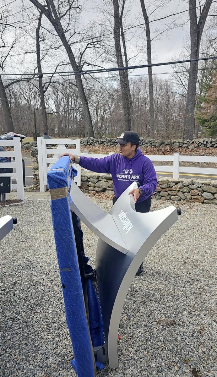 NoahsArkMovers's tweet image. 🚛✨ Make your move stress-free with the pros! ✨
Call Noah's Ark Moving and Storage for reliable, full-service moving. From packing to unloading, we've got you covered! 📦  noahsarkinc.com 1-866-247-2758 g.page/Westport-Mover…
.
.
#Moving #NYCMovers #CTMovers