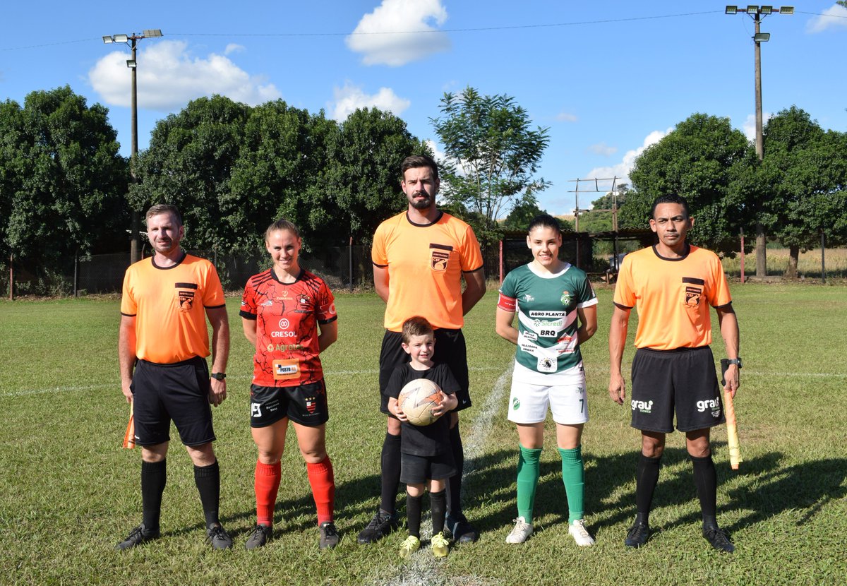 Clecioruver's tweet image. Guia Crissiumal - Nas semifinais do futebol feminino regional Flamengo e São Jorge empataram em 0 a 0 guiacrissiumal.com.br/noticias/30-03…