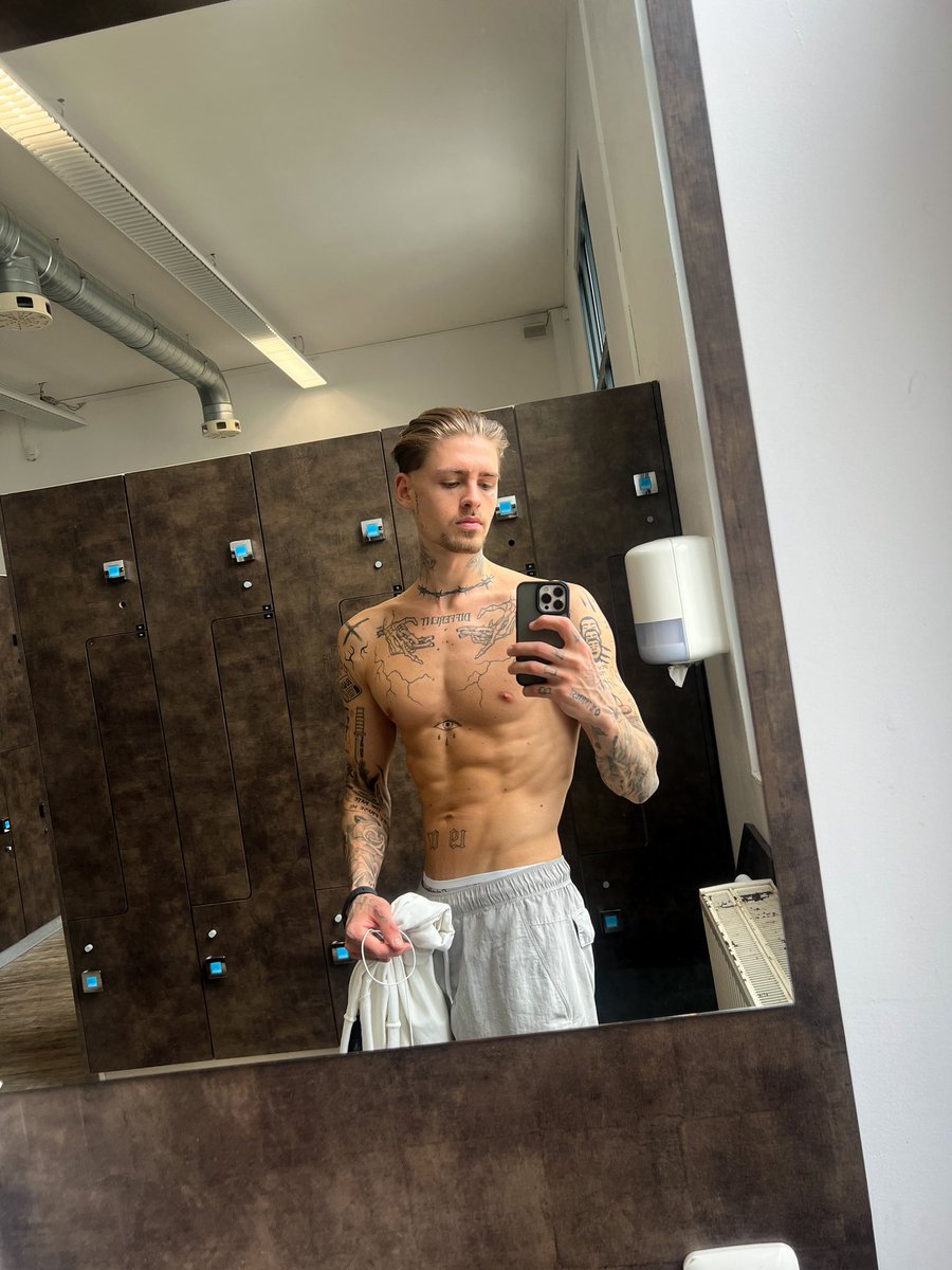 onlyfans.com/lucashall