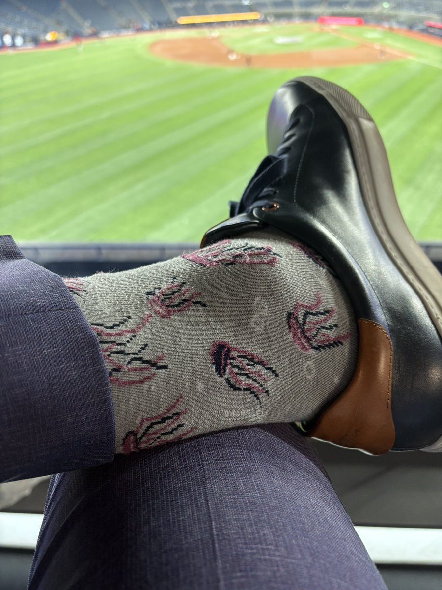 SiddallJoe's tweet photo. Opening series of the season is in the books #orioles #bluejays 
🐦 vs. 🐦‍⬛ #siddallsockseries

Which pair was your fave? 🧦 https://t.co/aFR0x8fxqZ