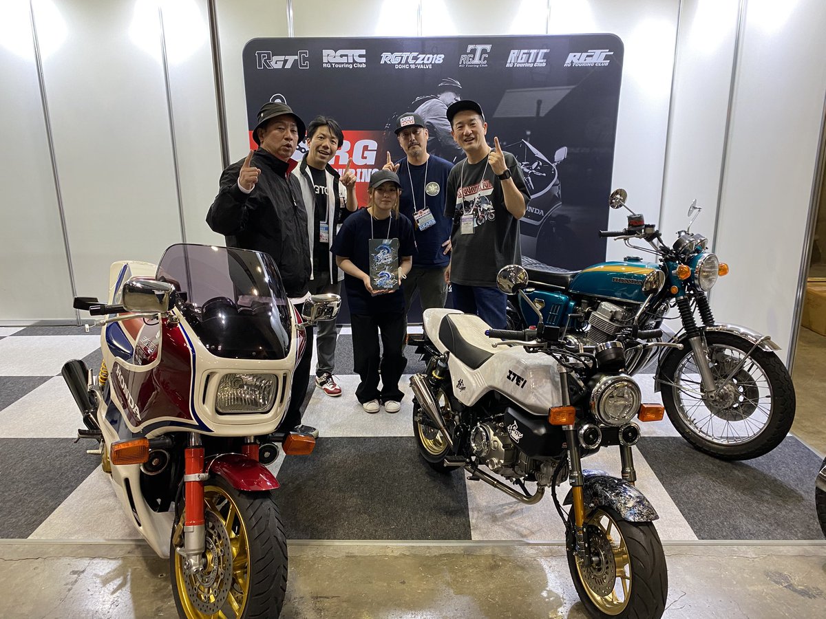 ttrmotors's tweet photo. RGTC
RGさんキクチさんありがとうございました😊
#東京モーターサイクルショー
#RGTC
#エフモン
#SEIRA
#CB750F
#CB1100typeRG
#CB750フォア https://t.co/XUgddN7esV