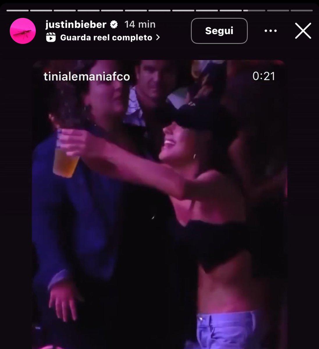 ladymoskigna's tweet photo. Madurar es aceptar que Tini es la más internacional y la uno de Argentina.

Otras locales que sigan dedicándole canciones a Milei https://t.co/oilrbVPImd