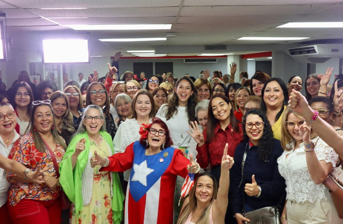 Una semana en el <a href="/ppdpr/">Partido Popular Democrático</a> …