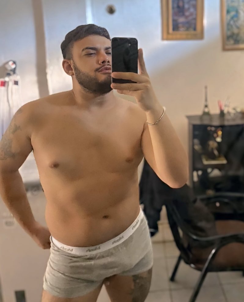 netooficial_4's tweet photo. Domingou 😏🤞 https://t.co/YizrRfxj8y