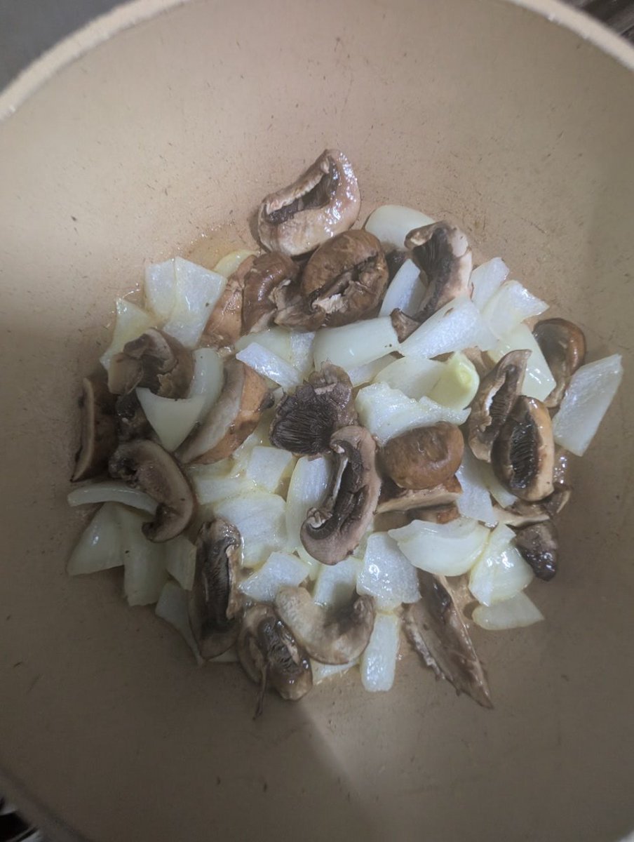 brownabiigail's tweet image. #Dinnerloading