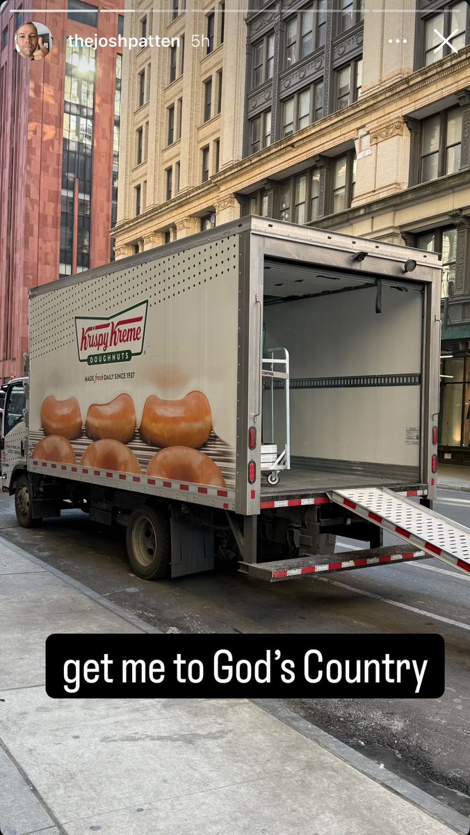 snlmikemurray's tweet image. SNL writer Josh Patten responds to Morgan Wallen 🤣