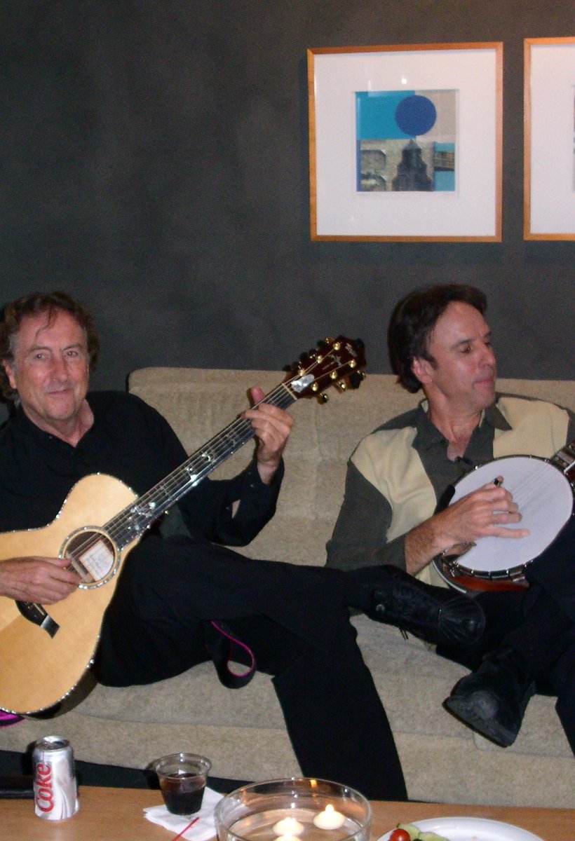 kevin_nealon's tweet image. @EricIdle Happy Birthday to my funniest British mate, Eric Idle!  Thanks to you, I’m eating Spam a lot more. Congratulations! 🎉🎂❤️#spamalot #montypython #ericidle #spamalotdiaries