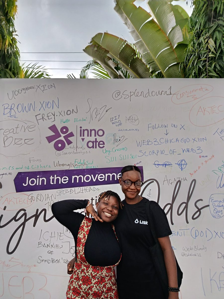 itoro_chris's tweet photo. Me during Day 2 and flDay 3 of #Innovate25  where I met @uty_nyah while flaunting @LiskHQ  merch which I won during the conference https://t.co/zhffq8T422