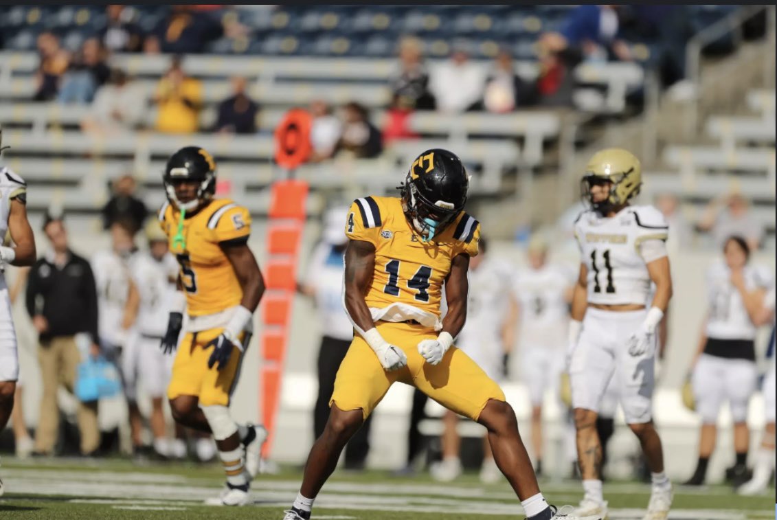 Can’t wait to make it over and see <a href="/ETSUFootball/">ETSU Football</a> but after an eye opening conversation with <a href="/CoachB_Blackmon/">Brian Blackmon</a> I’m blessed to receive my 1st Division One Offer #AllGodThankGod
